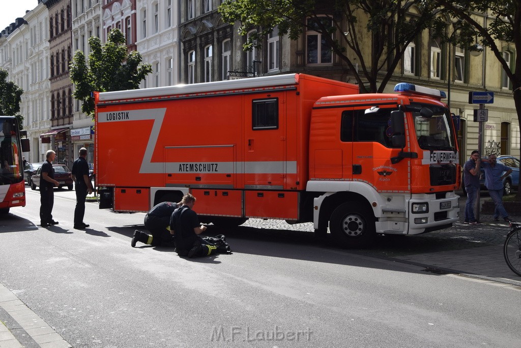 Feuer 1 Koeln Muelheim Berlinerstr P05.JPG - Miklos Laubert